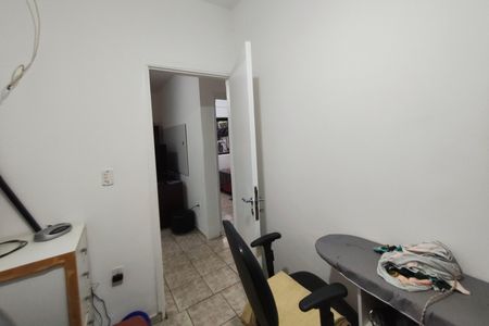 Casa à venda com 186m², 3 quartos e 2 vagasQuarto 3