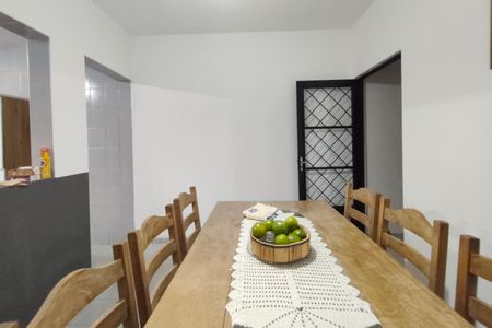 Casa à venda com 186m², 3 quartos e 2 vagasSala de Jantar