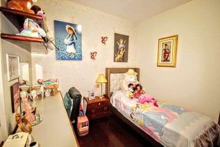 Apartamento à venda com 135m², 3 quartos e 2 vagasQuarto 1