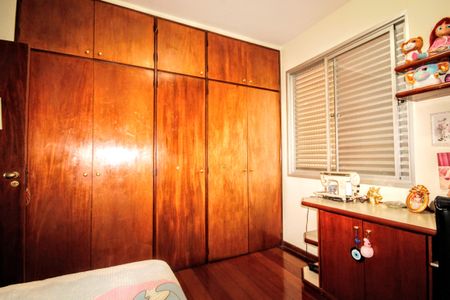 Apartamento à venda com 135m², 3 quartos e 2 vagasQuarto 1