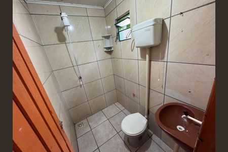 Casa para alugar com 60m², 2 quartos e 1 vaga Casa para alugar com 60m², 2 quartos e 1 vagaBanheiro