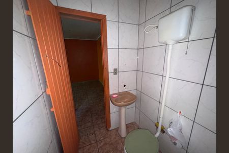 Casa para alugar com 60m², 2 quartos e 1 vaga Casa para alugar com 60m², 2 quartos e 1 vagaBanheiro