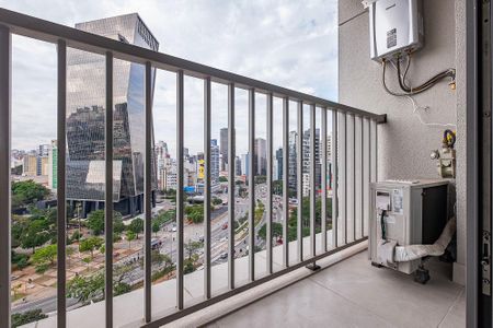 Studio à venda com 28m², 1 quarto e sem vaga Studio à venda com 28m², 1 quarto e sem vagaStudio - Varanda