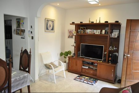 Casa à venda com 100m², 3 quartos e sem vagaSala