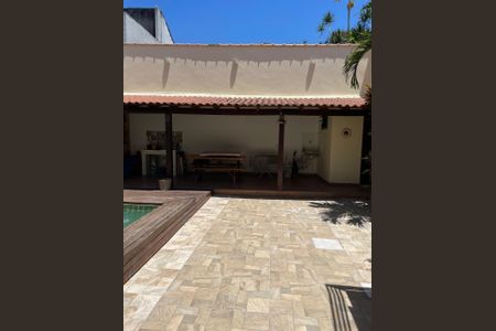 Casa de condomínio à venda com 287m², 3 quartos e 1 vaga