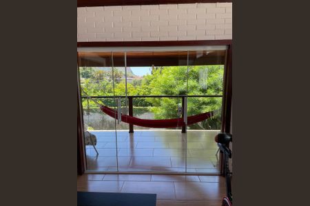 Casa de condomínio à venda com 287m², 3 quartos e 1 vaga