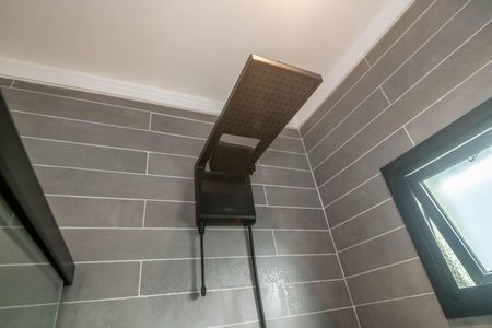 Casa à venda com 205m², 3 quartos e 2 vagasBanheiro da Suíte