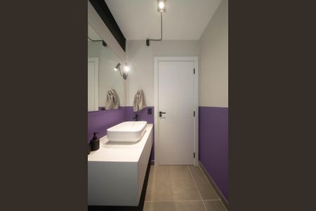 Casa à venda com 205m², 3 quartos e 2 vagasLavabo