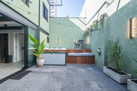 Casa à venda com 205m², 3 quartos e 2 vagasÁrea Externa - Banheira