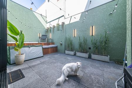 Casa à venda com 205m², 3 quartos e 2 vagasÁrea Externa - Banheira