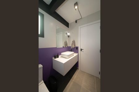 Casa à venda com 205m², 3 quartos e 2 vagasLavabo