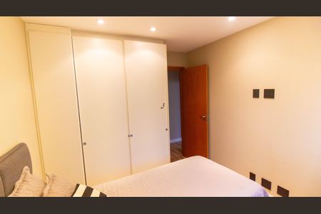 Apartamento para alugar com 120m², 3 quartos e 2 vagas Apartamento para alugar com 120m², 3 quartos e 2 vagasQuarto 2