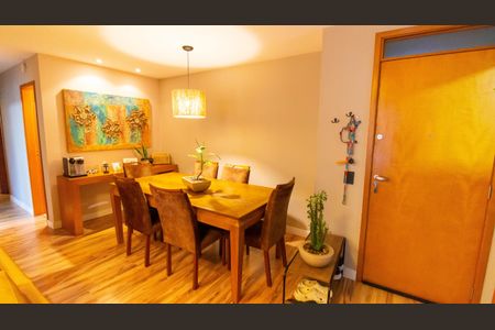 Apartamento para alugar com 120m², 3 quartos e 2 vagas Apartamento para alugar com 120m², 3 quartos e 2 vagasSala de Jantar