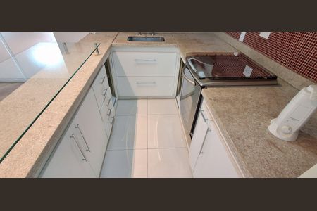 Apartamento à venda com 85m², 2 quartos e 1 vaga Apartamento à venda com 85m², 2 quartos e 1 vagaCozinha