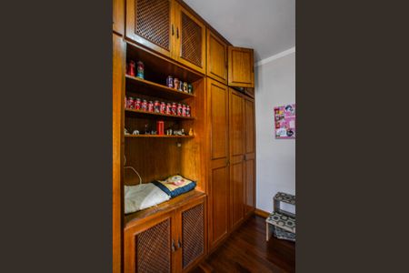 Apartamento à venda com 119m², 3 quartos e 2 vagasQuarto 2