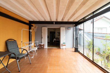 Casa à venda com 340m², 5 quartos e 3 vagasVaranda