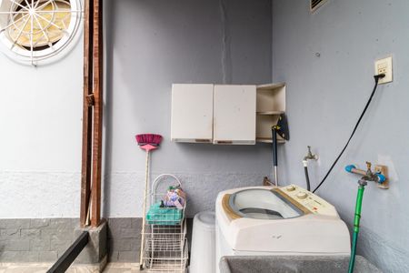 Casa à venda com 340m², 5 quartos e 3 vagasÁrea de Serviço