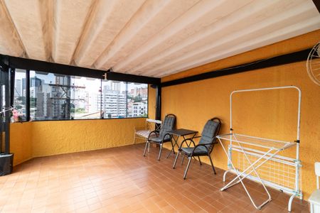Casa à venda com 340m², 5 quartos e 3 vagasVaranda