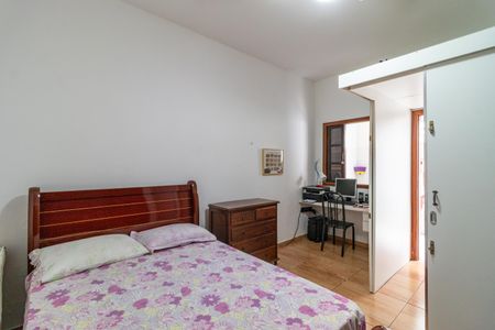 Casa à venda com 340m², 5 quartos e 3 vagasQuarto 1