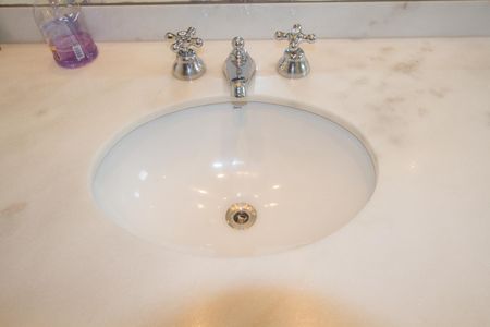 Apartamento à venda com 260m², 3 quartos e 3 vagasBanheiro da Suíte 1