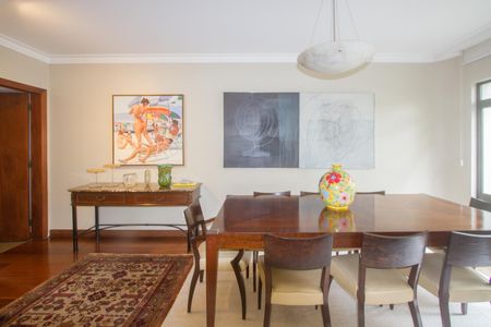 Apartamento à venda com 260m², 3 quartos e 3 vagasSala