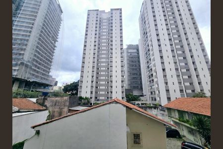 Apartamento para alugar com 75m², 2 quartos e 1 vaga