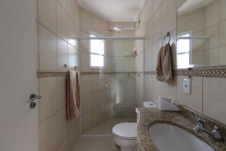 Apartamento à venda com 96m², 3 quartos e 3 vagasBanheiro Social