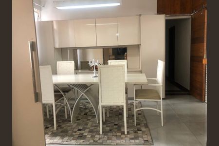 Apartamento à venda com 144m², 4 quartos e 2 vagas