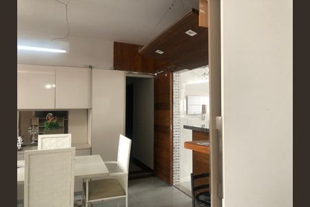 Apartamento à venda com 144m², 4 quartos e 2 vagas