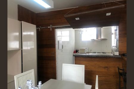 Apartamento à venda com 144m², 4 quartos e 2 vagas