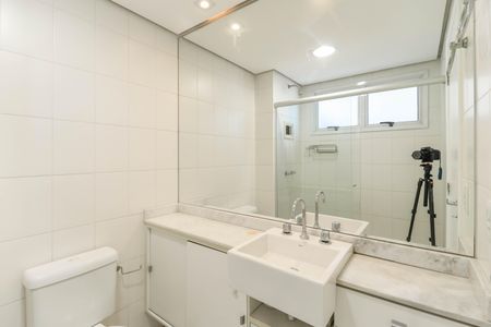 Apartamento à venda com 124m², 3 quartos e 2 vagasBanheiro da Suíte