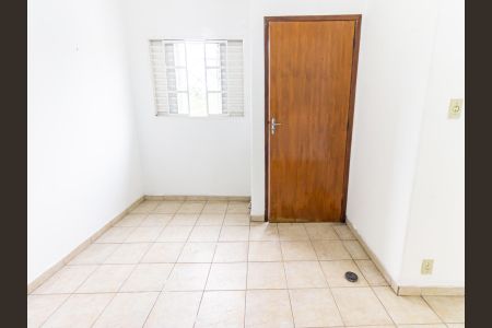 Casa à venda com 167m², 3 quartos e 4 vagasCasa 2 - Quarto