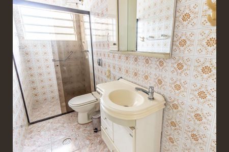 Casa à venda com 167m², 3 quartos e 4 vagasBanheiro da Suíte 1