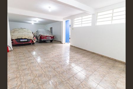 Casa à venda com 167m², 3 quartos e 4 vagasGaragem