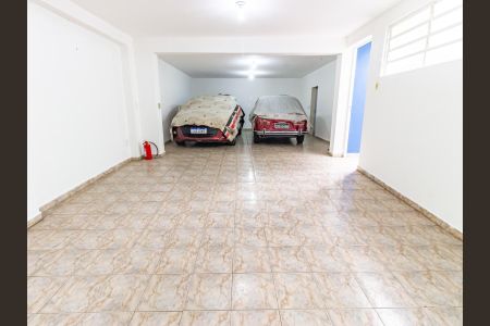 Casa à venda com 167m², 3 quartos e 4 vagasGaragem