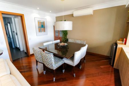 Apartamento à venda com 221m², 3 quartos e 3 vagasDetalhe - Sala 1