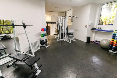 Apartamento à venda com 221m², 3 quartos e 3 vagasÁrea comum - Academia