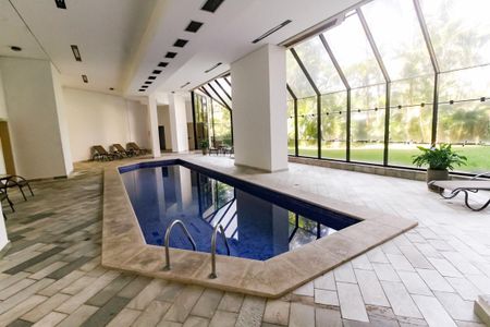 Apartamento à venda com 221m², 3 quartos e 3 vagasÁrea comum - Piscina