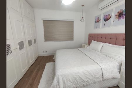 Casa à venda com 211m², 4 quartos e 3 vagas Casa à venda com 211m², 4 quartos e 3 vagasFoto 05