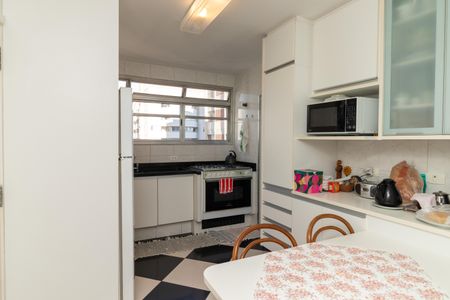 Apartamento à venda com 135m², 4 quartos e 1 vagaCozinha