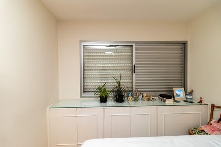 Apartamento à venda com 135m², 4 quartos e 1 vagaSuite