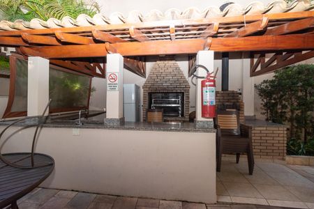 Apartamento à venda com 135m², 4 quartos e 1 vagaÁrea comum - Churrasqueira