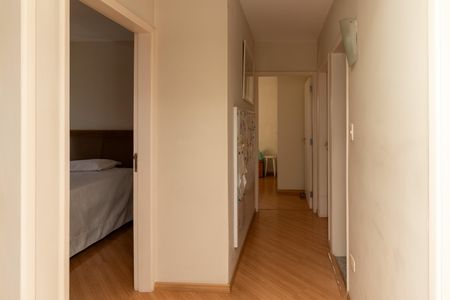 Apartamento à venda com 135m², 4 quartos e 1 vagaCorredor