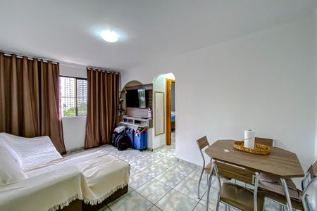 Apartamento à venda com 58m², 2 quartos e 1 vagaSala