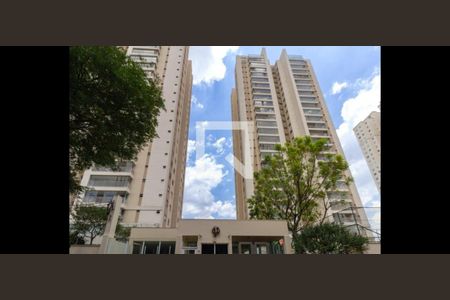 Apartamento à venda com 190m², 3 quartos e 3 vagasFachada