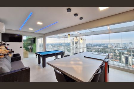 Apartamento à venda com 190m², 3 quartos e 3 vagasVaranda 2