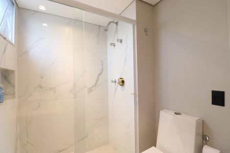 Apartamento à venda com 190m², 3 quartos e 3 vagasBanheiro da Suíte 2