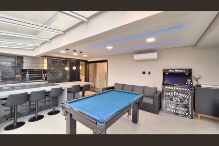 Apartamento à venda com 190m², 3 quartos e 3 vagasVaranda 2