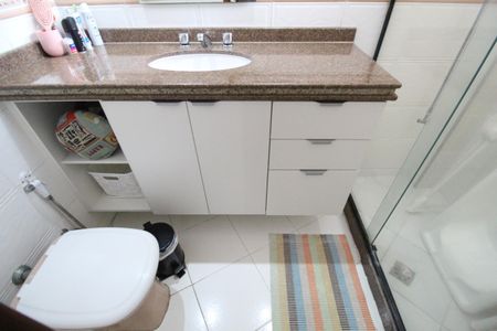 Apartamento à venda com 256m², 3 quartos e 2 vagasBanheiro da suíte 1