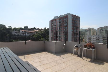 Apartamento à venda com 256m², 3 quartos e 2 vagasTerraço - Externo 